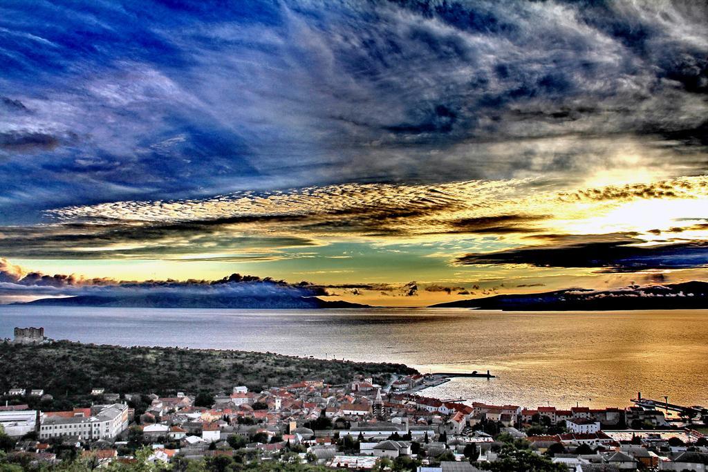 Apartments Antonio Senj  Rom bilde