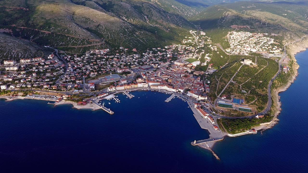 Apartments Antonio Senj  Eksteriør bilde
